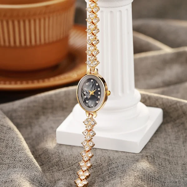 Fashion Simple Full of Crystals Oval Diamond Dial Quartz Steel Strap Watch - Image 4